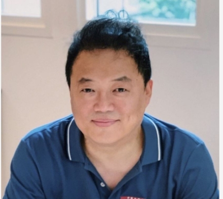 [이슈 인터뷰] 오준성 "K팝의 뿌리를 만든 음악인들의 빈칸을 채우고 싶었다"